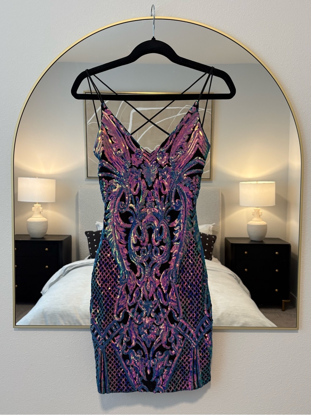 Sequin Embellished V-Neck Party Dress in Purple